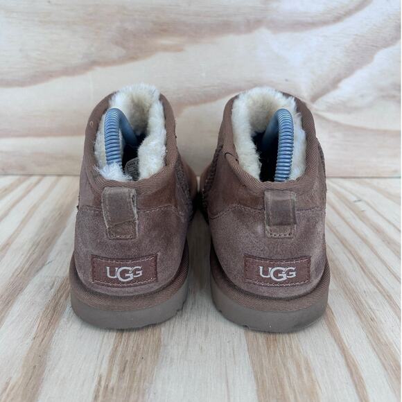 UGG Australia - Classic Ultra Mini - Boots - Brown - Women's - 7 - S/N 1130750K - Picture 6 of 10